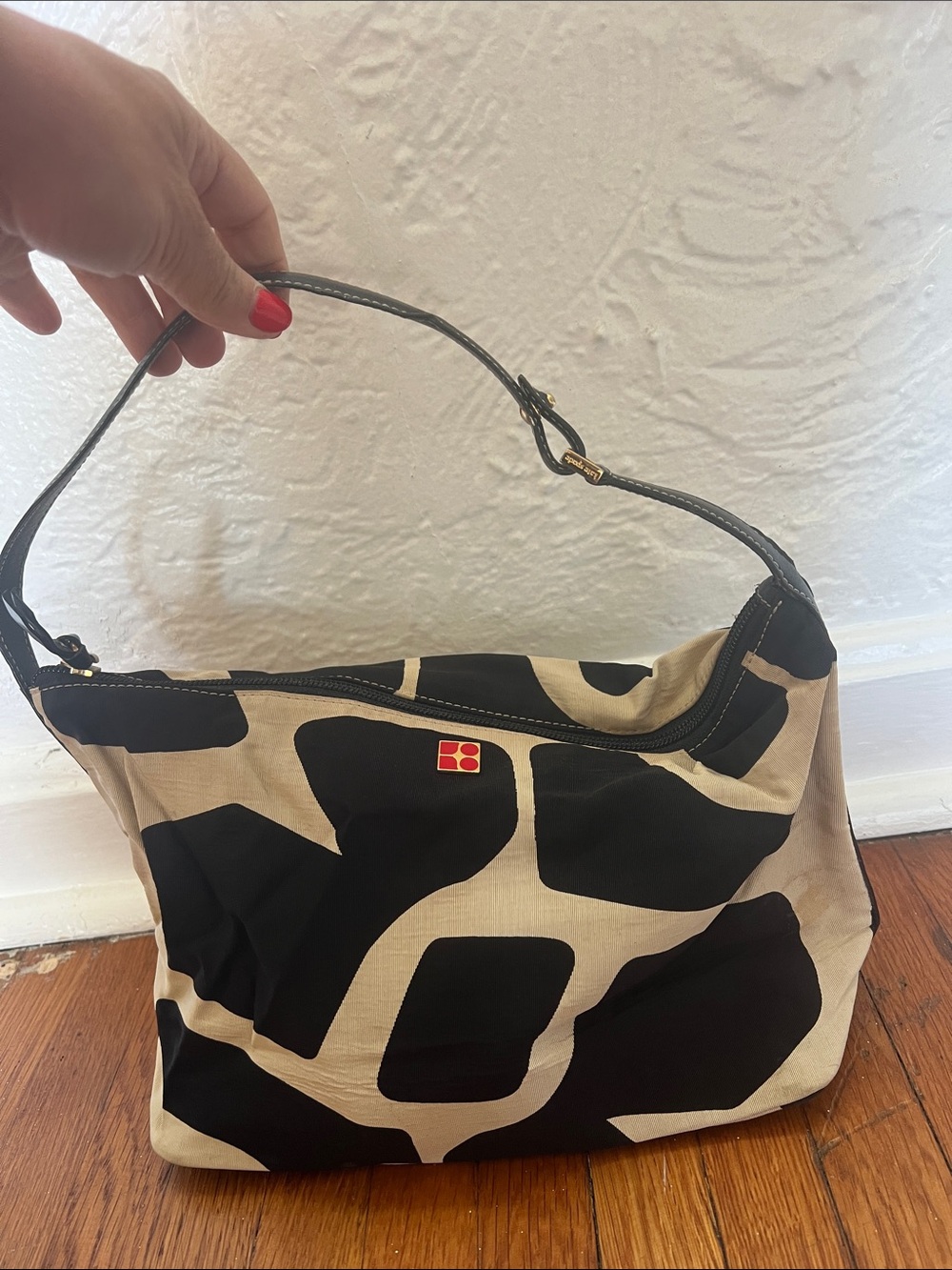 Kate Soade Vintage Canvas Shoulder Bag in Black and Cream